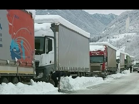 გუდაური-კობის მონაკვეთზე მსუბუქი ავტოტრანსპორტის მოძრაობა აღდგა